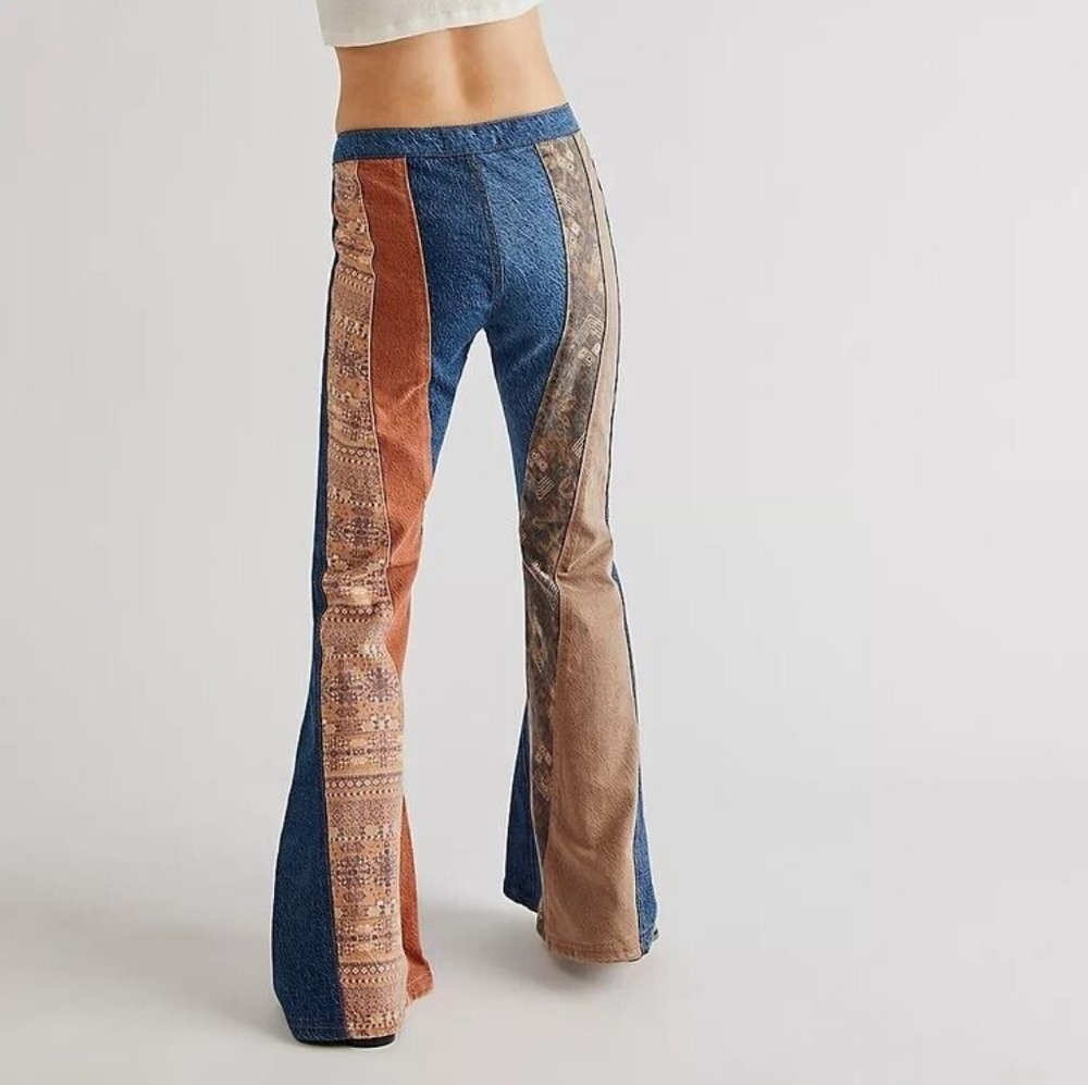Free People We The Free Serena Low Rise Flare Patchwork Jeans - Picture 2 of 8